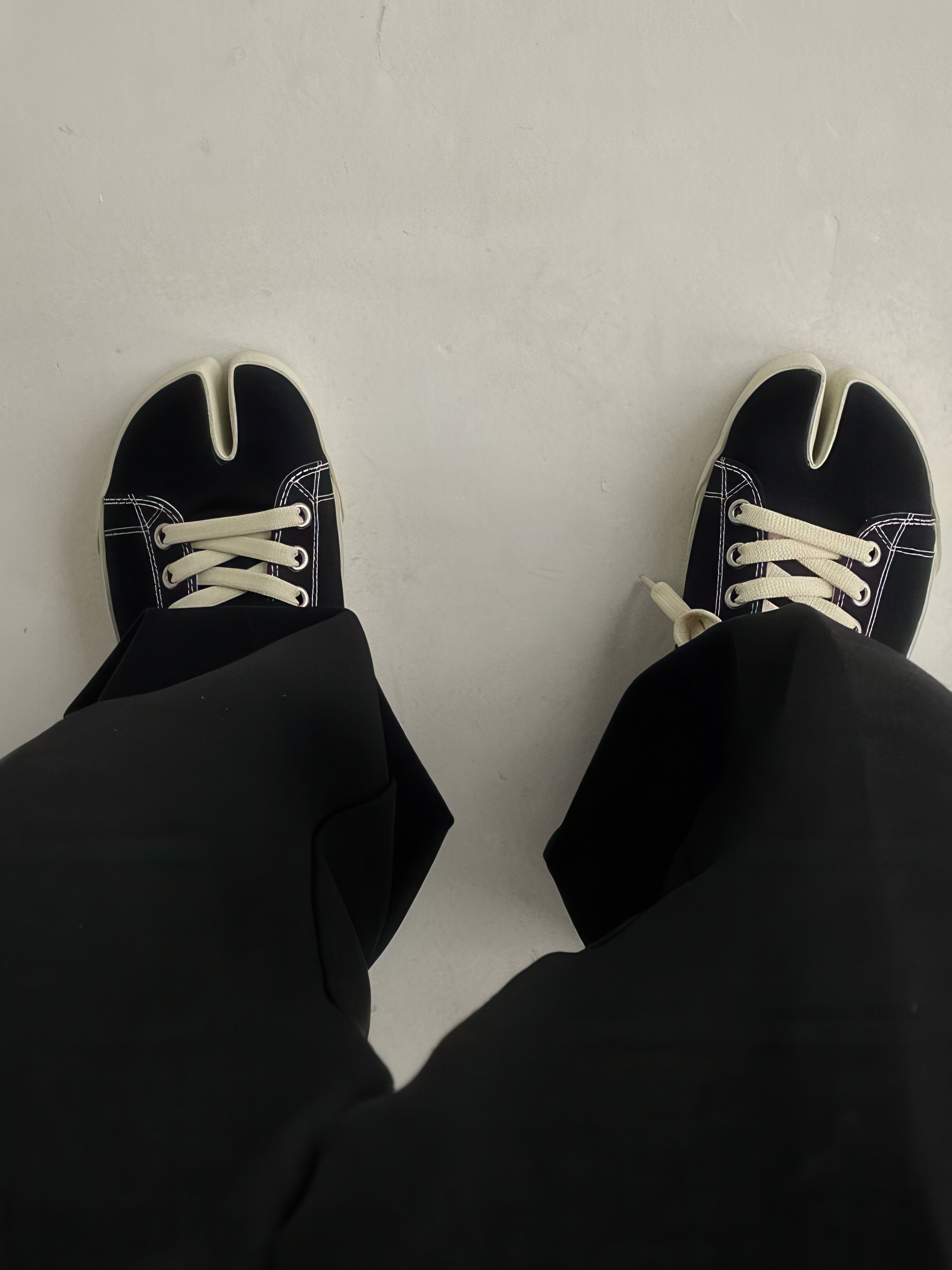 Canvas Tabi Lows - FREE SOCKS