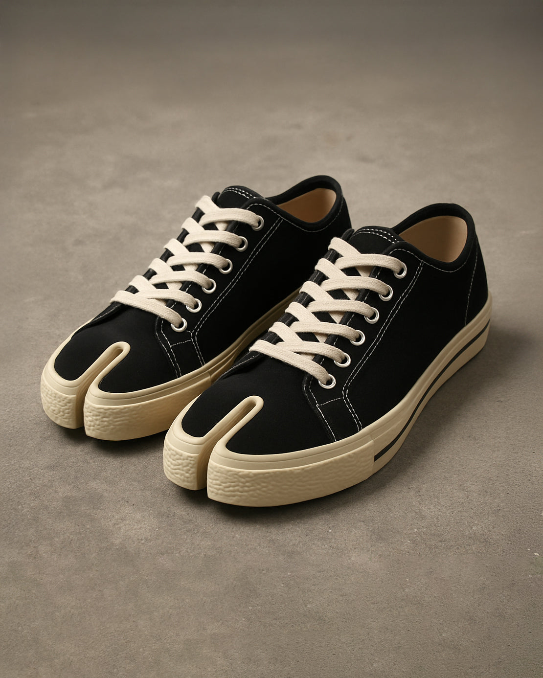 Canvas Tabi Lows - FREE SOCKS