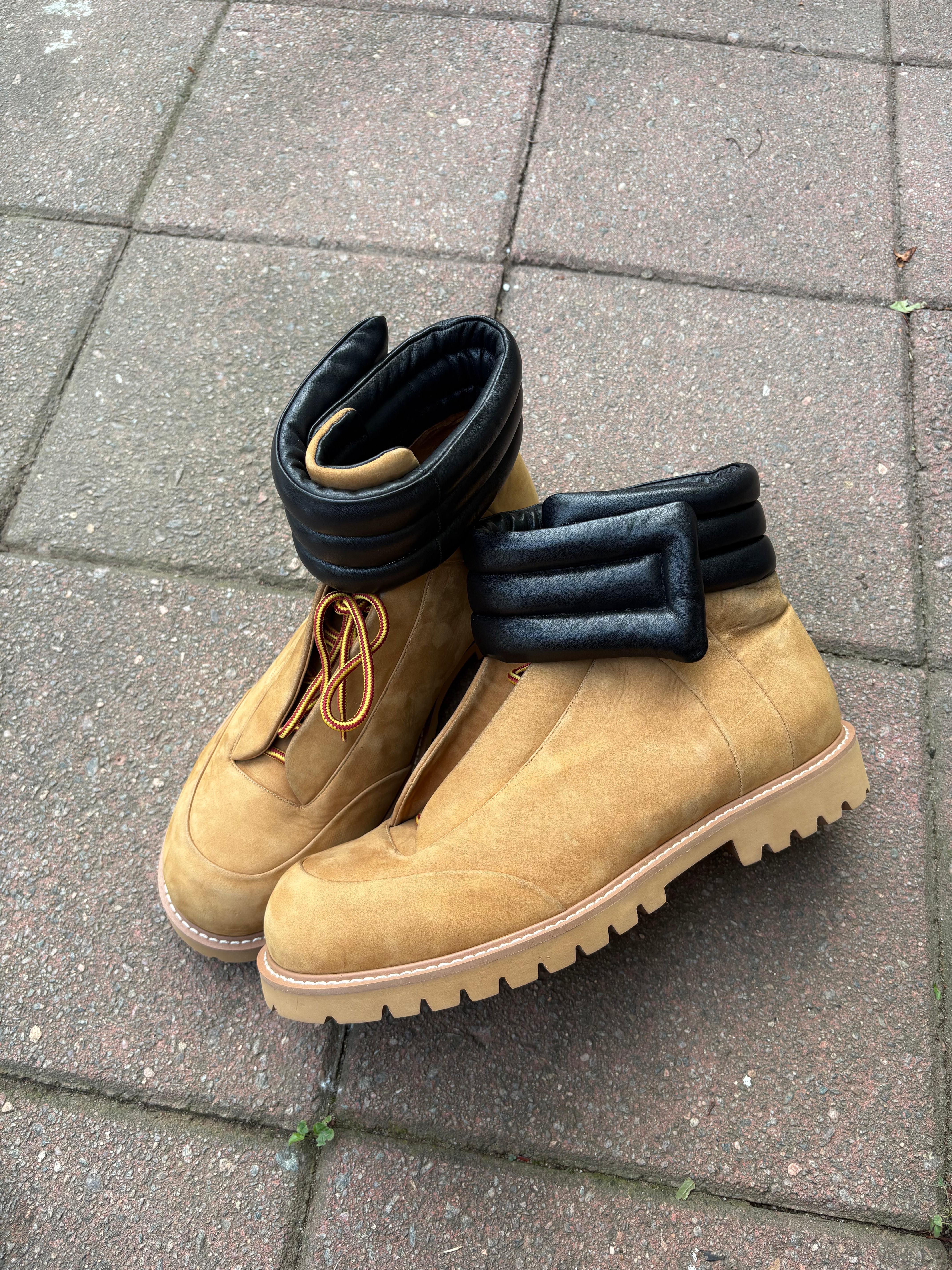 FUTURE BOOT - EARLY PAIRS